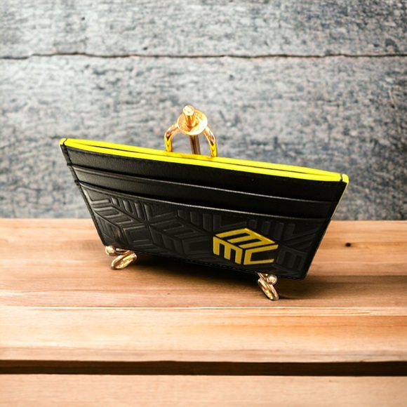 NIB Full Inclusion MCM Card Holder - Picture 5 of 7